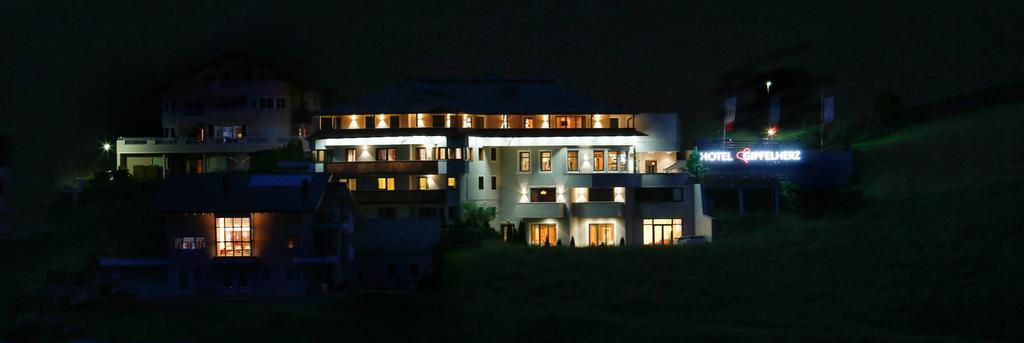 Hotel Gipfelherz Ишгль Экстерьер фото